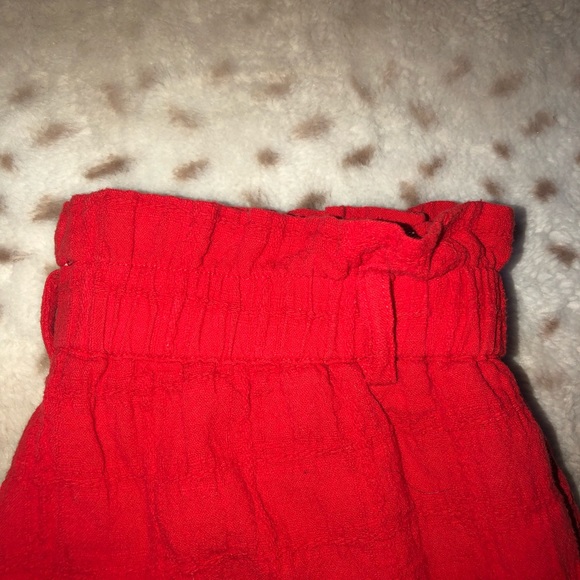 Red tie shorts - Picture 4 of 10